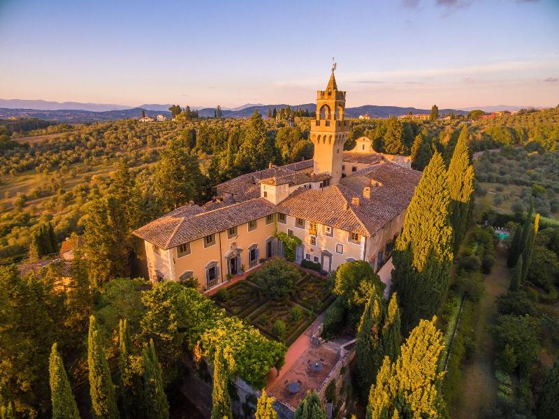 Castello Di Montegufoni image
