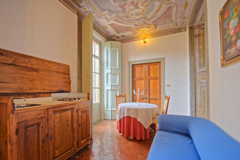 Castello Di Montegufoni image