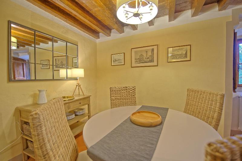 Castello Di Montegufoni image