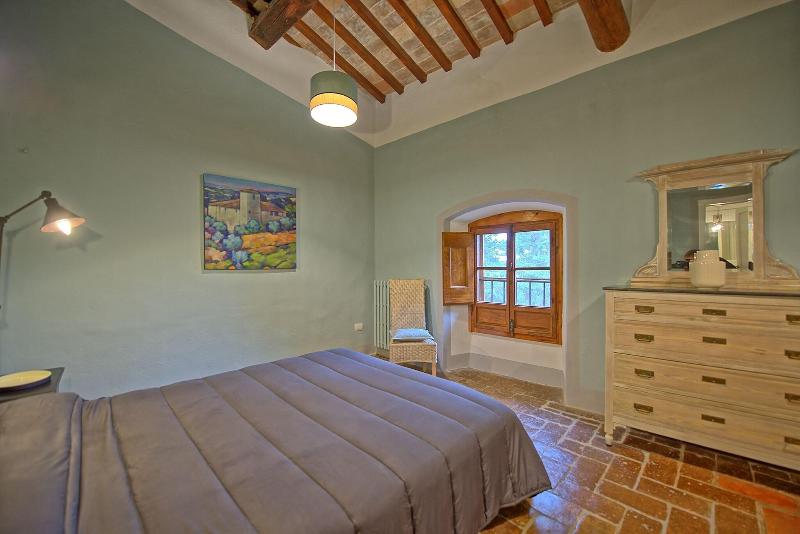 Castello Di Montegufoni image