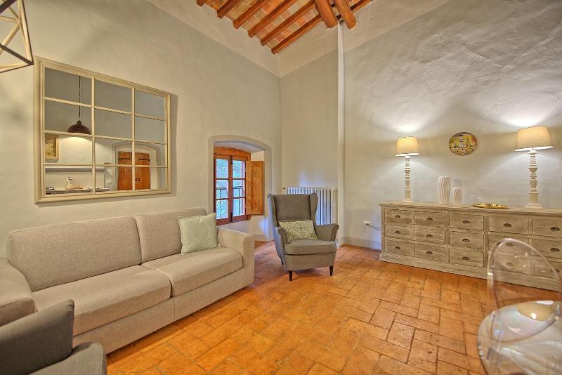 Castello Di Montegufoni image