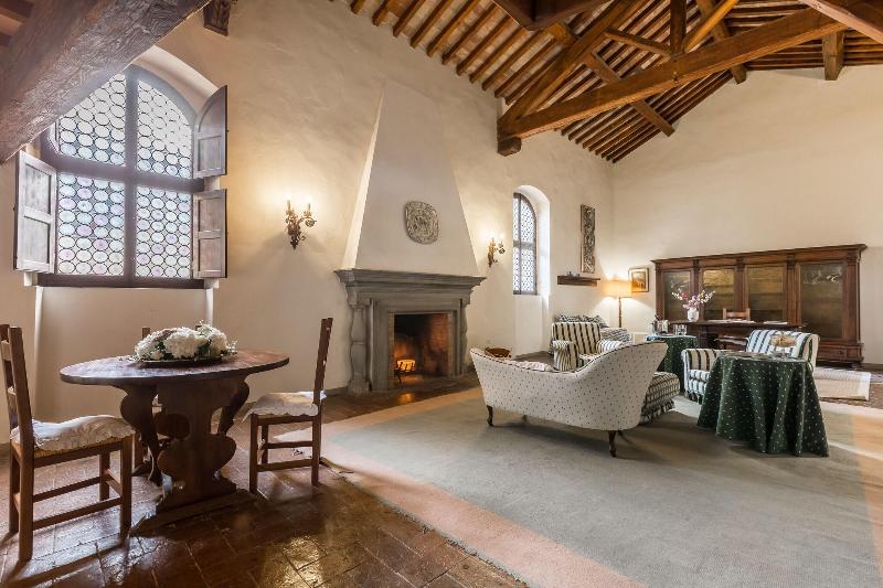 Castello Di Montegufoni image