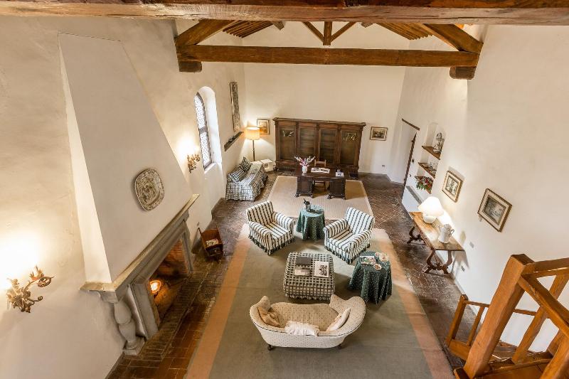 Castello Di Montegufoni image