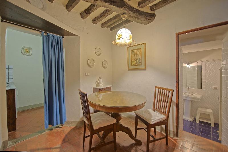 Castello Di Montegufoni image
