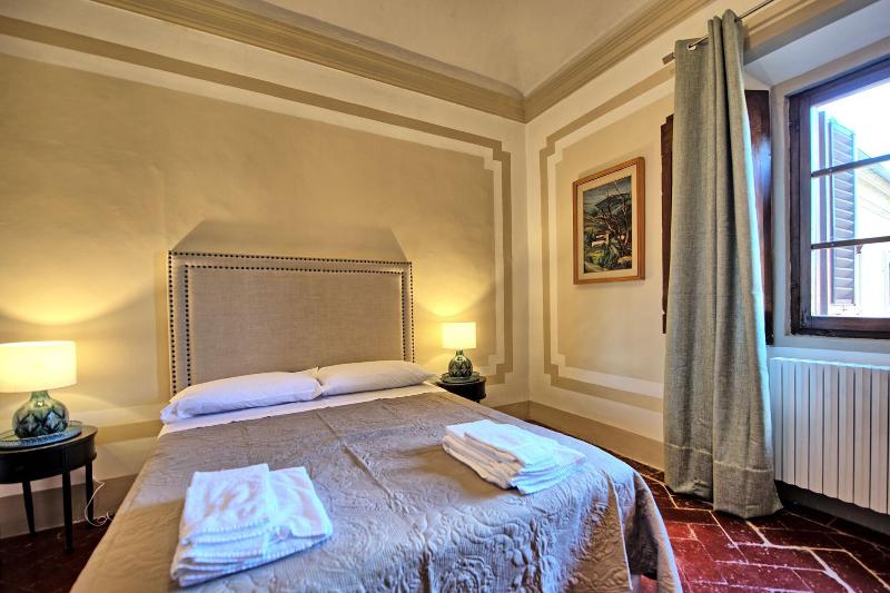 Castello Di Montegufoni image
