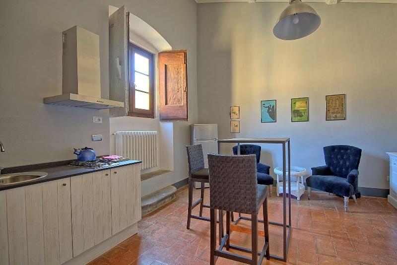 Castello Di Montegufoni image