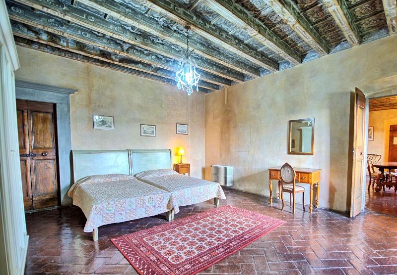 Castello Di Montegufoni image