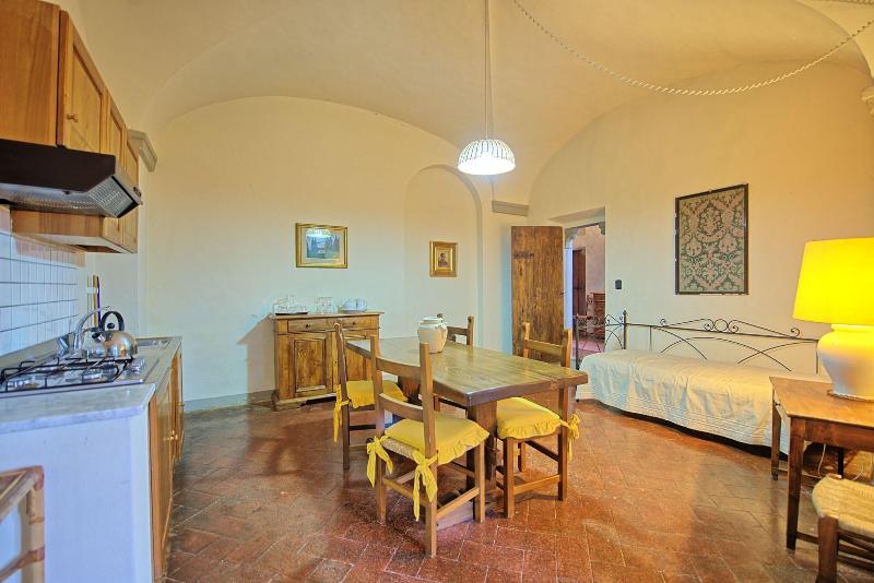 Castello Di Montegufoni image