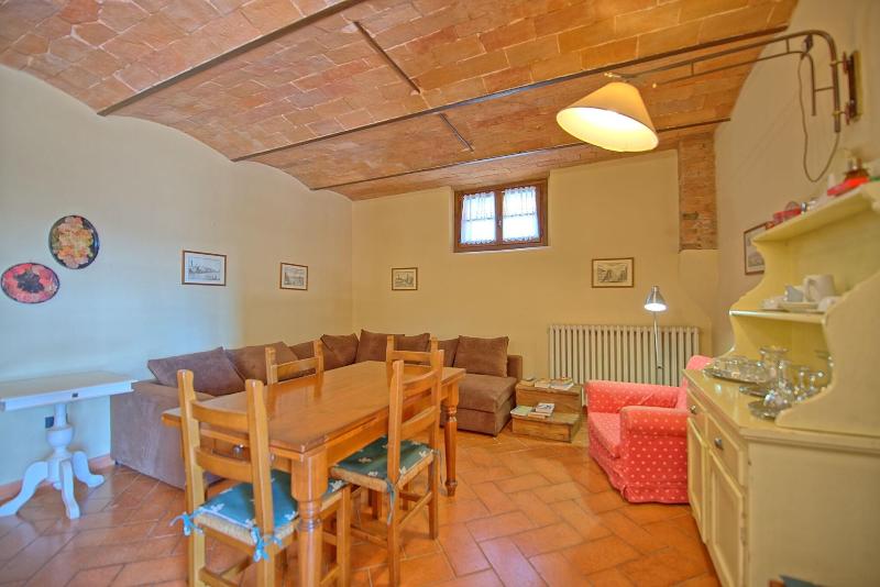 Castello Di Montegufoni image