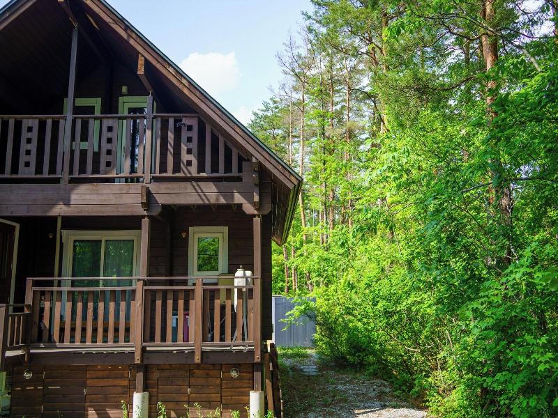 Hal Cottage image