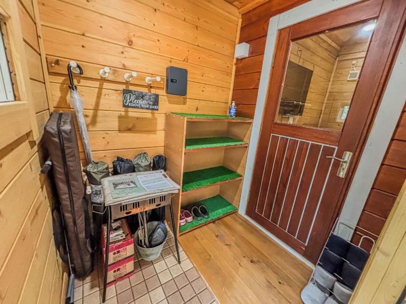 Hal Cottage image