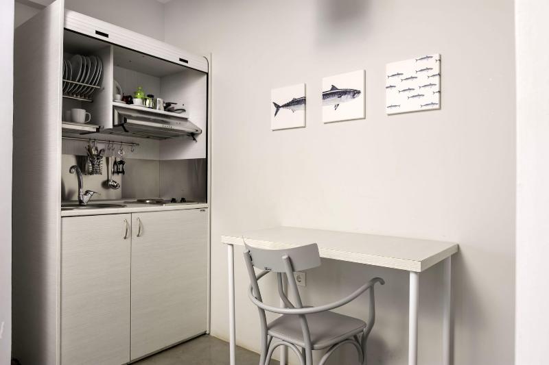 Entechnos Living image