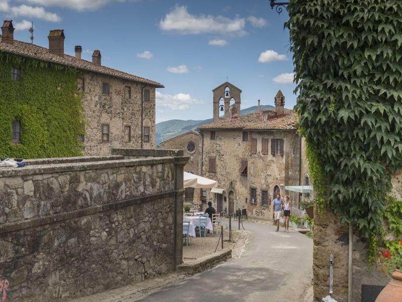 Castello Ginori Di Querceto image
