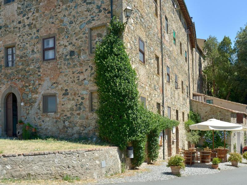 Castello Ginori Di Querceto image