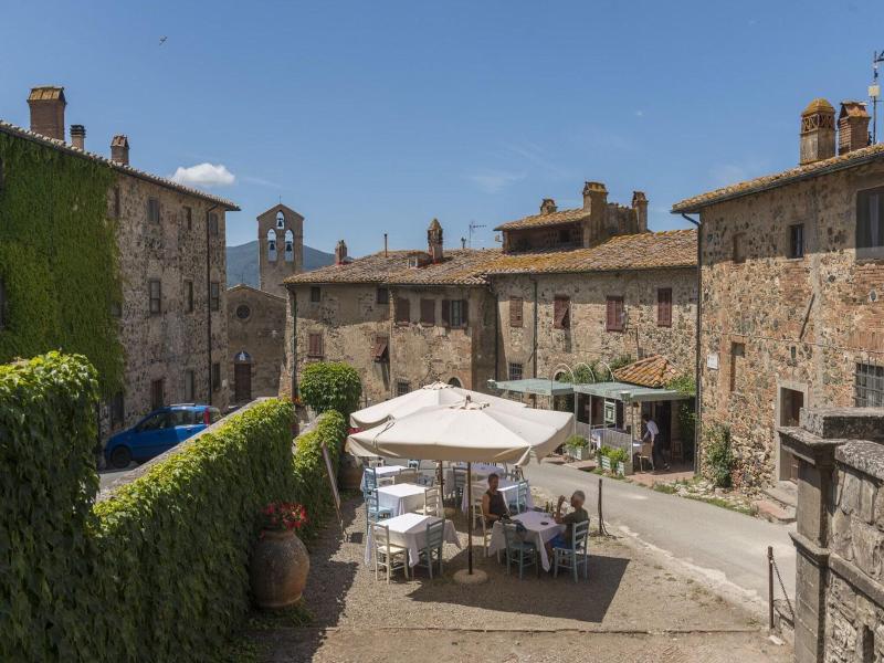 Castello Ginori Di Querceto image