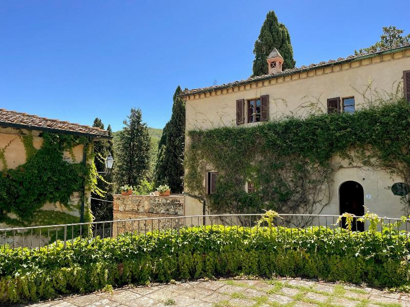 Castello Ginori Di Querceto image