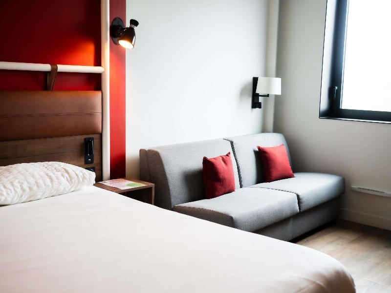 Ibis Styles Castelnaudary image