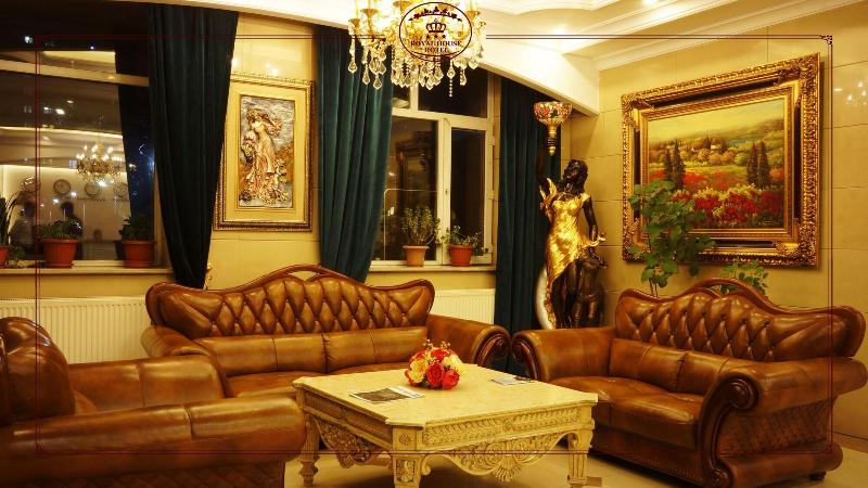 Royal House Hotel image