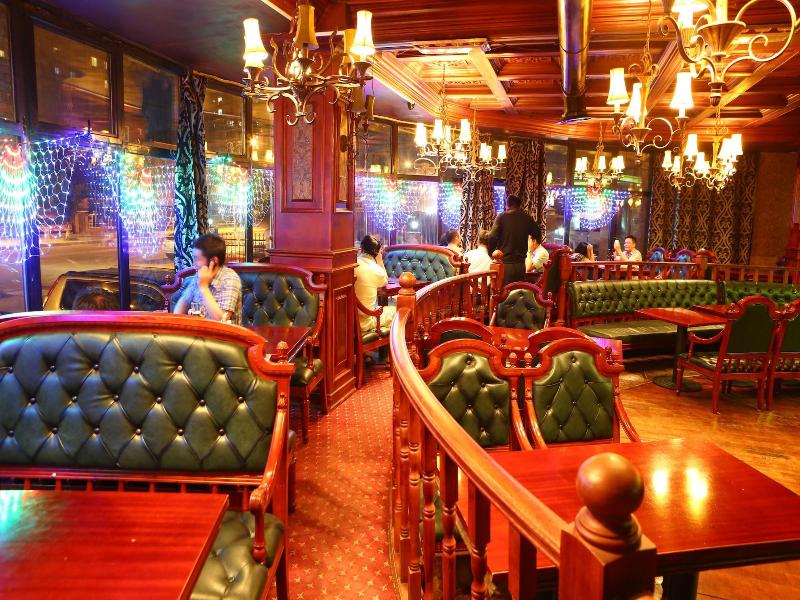 Royal House Hotel image