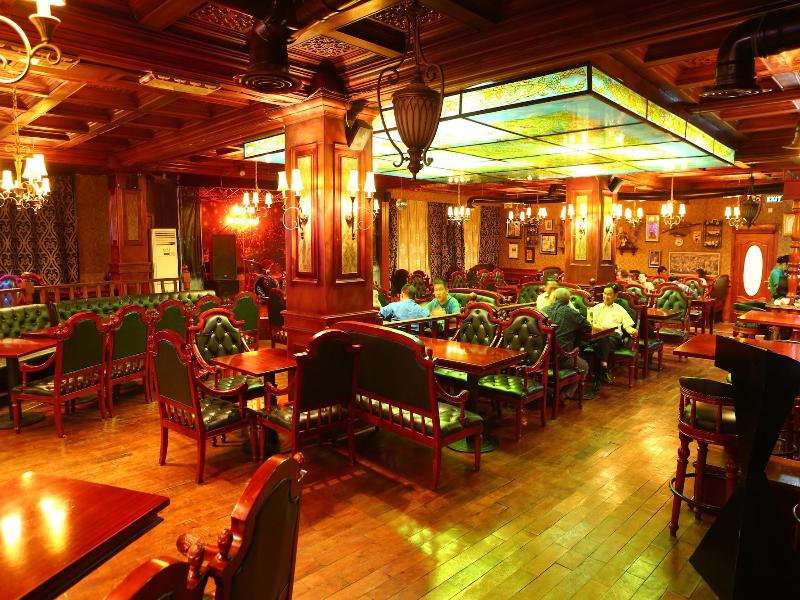 Royal House Hotel image