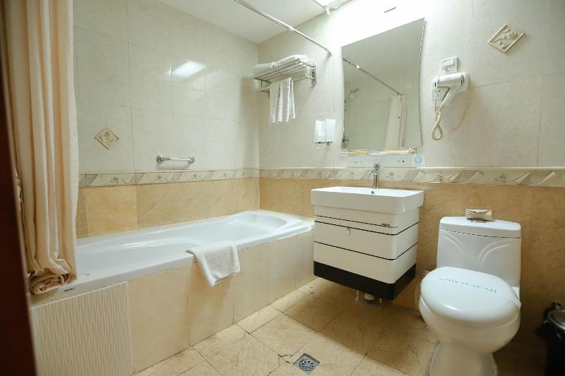 Royal House Hotel image