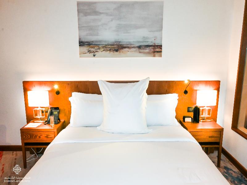 Jasmine Garden Hotel image