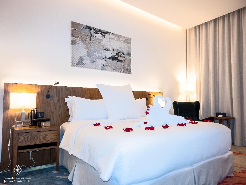 Jasmine Garden Hotel image
