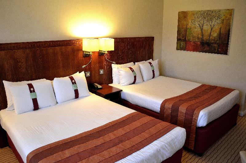 Holiday Inn Northampton photo 18