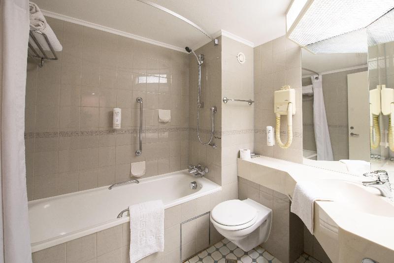 Holiday Inn Northampton photo 22
