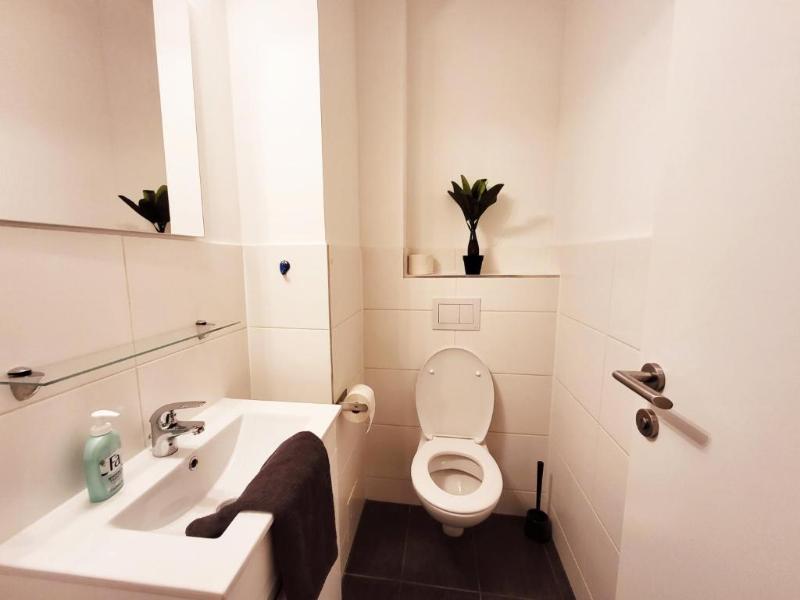 Donaufelder City Apartment Vienna image