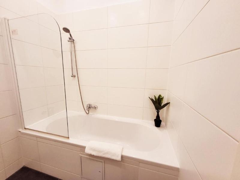 Donaufelder City Apartment Vienna image