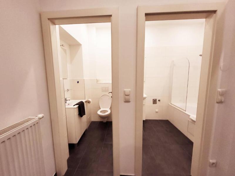 Donaufelder City Apartment Vienna image