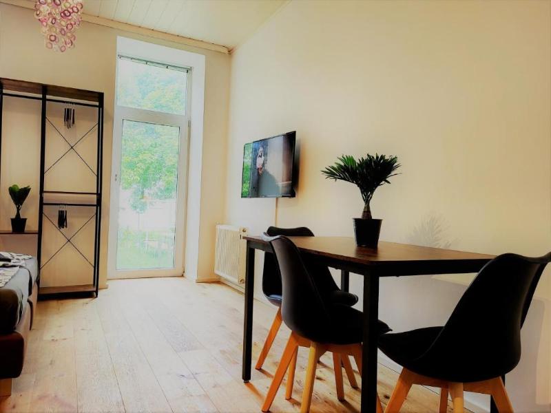 Donaufelder City Apartment Vienna image