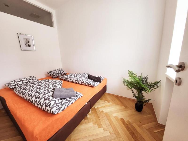 Donaufelder City Apartment Vienna image