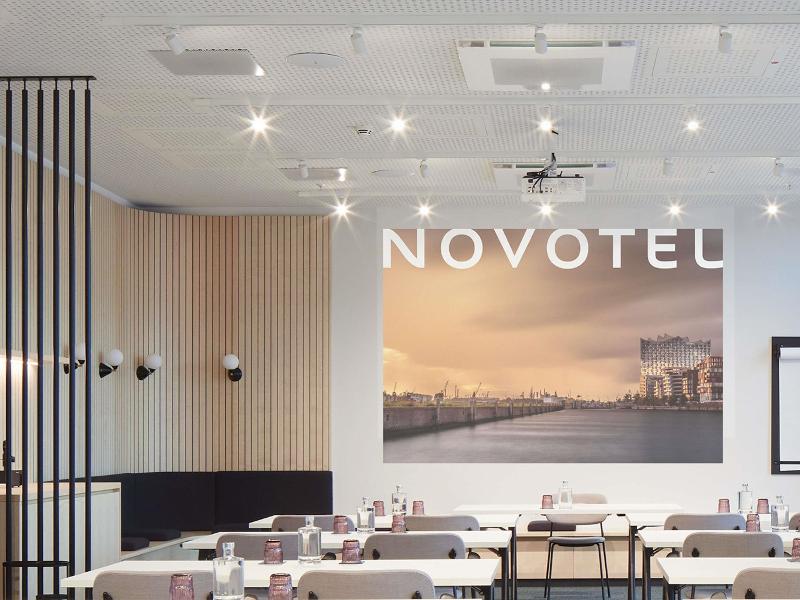 Novotel Hamburg Central Station image