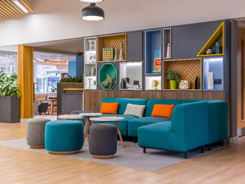 Holiday Inn Newport image