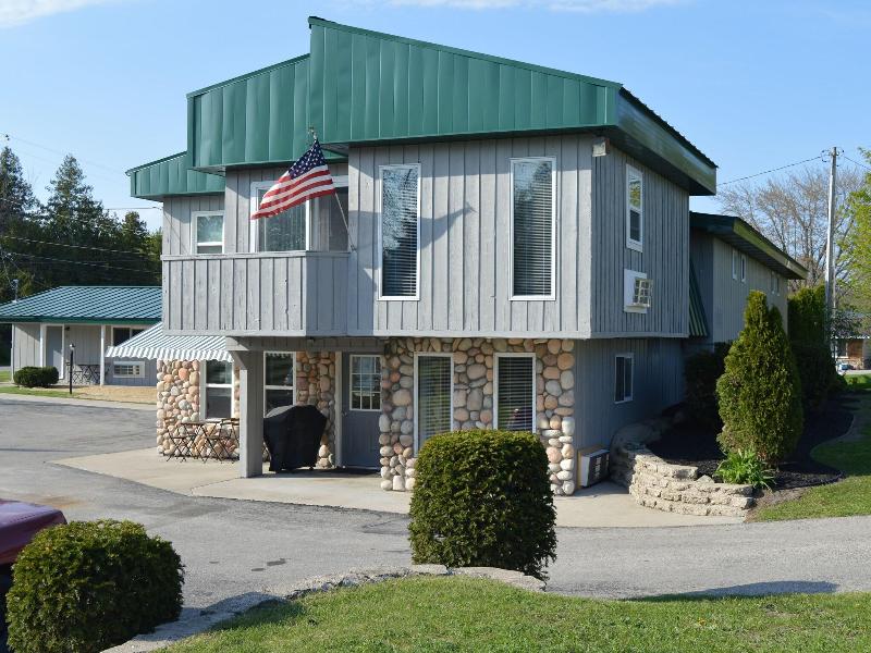 Coastal Suites Resort