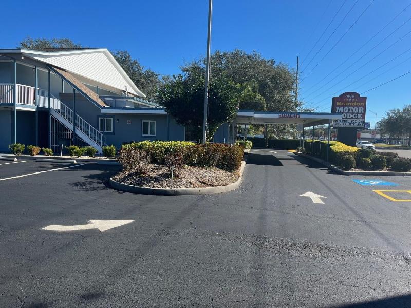 Brandon Motor Lodge image