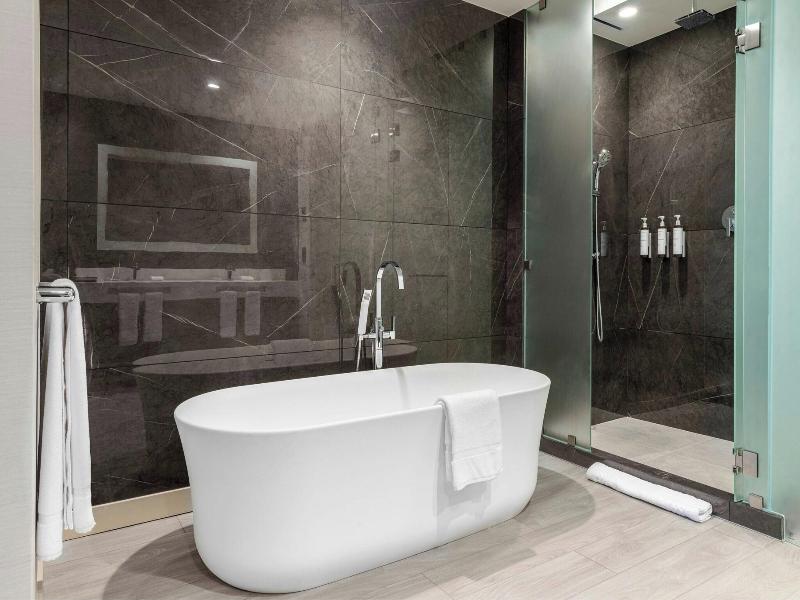 Ac Hotel By Marriott Heredia Belen image