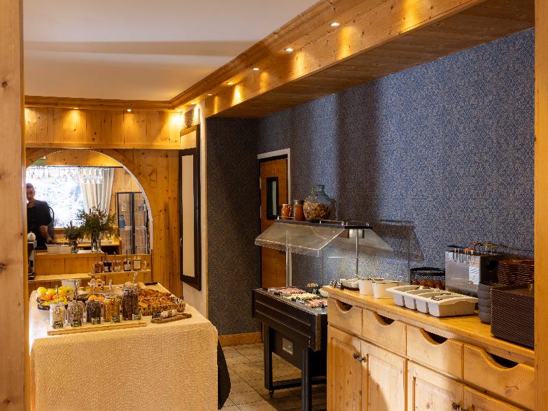 Hotel Arveyron Open House image