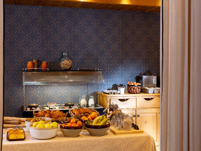Hotel Arveyron Open House image