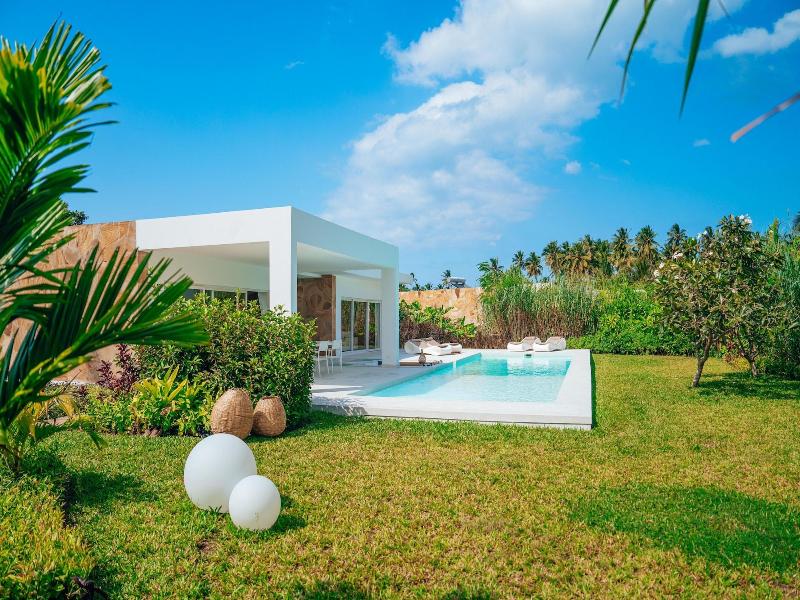 Ycona Luxury Resort image