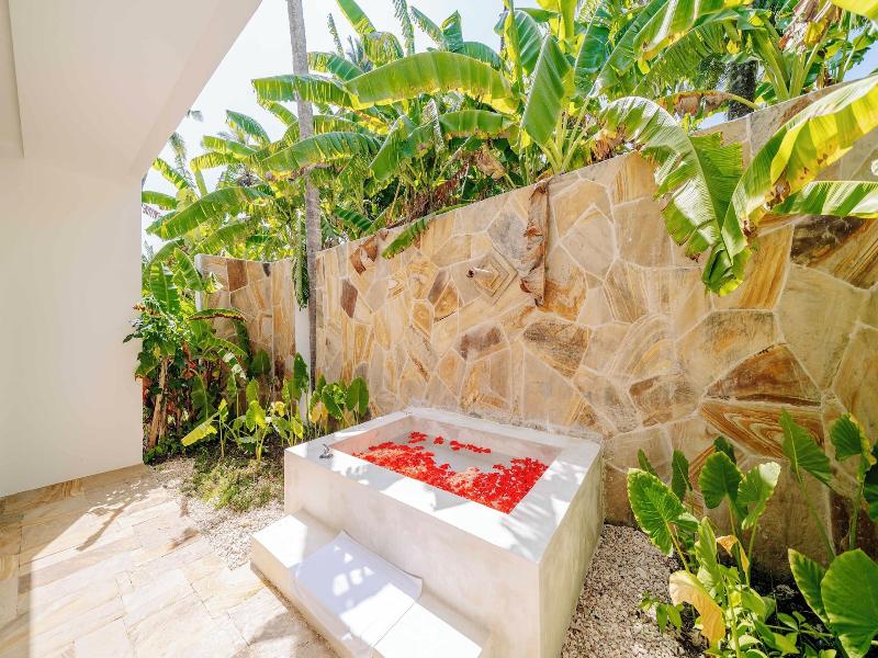 Ycona Luxury Resort image