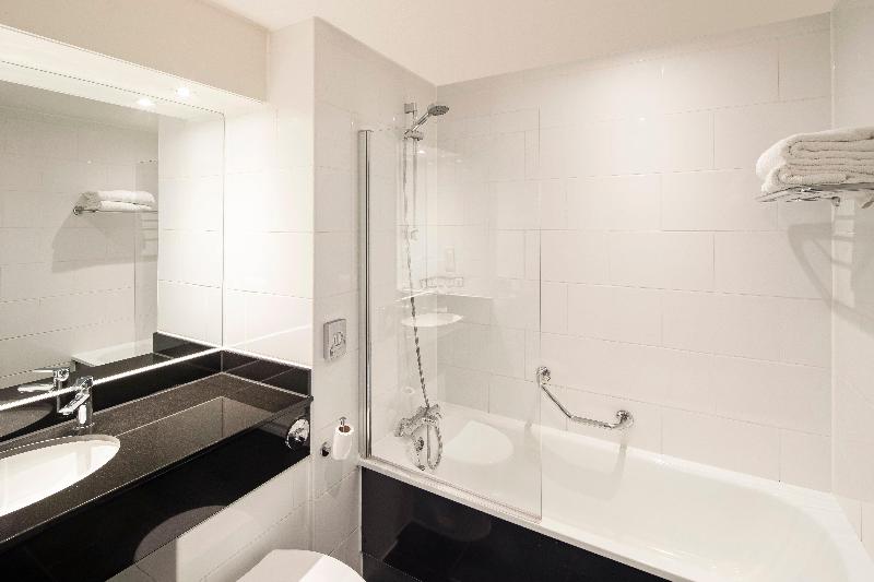Crowne Plaza Solihull image