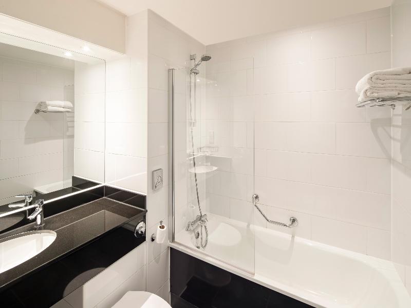 Crowne Plaza Solihull image