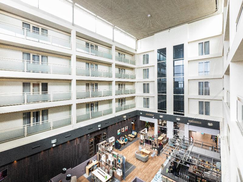 Holiday Inn Milton Keynes image