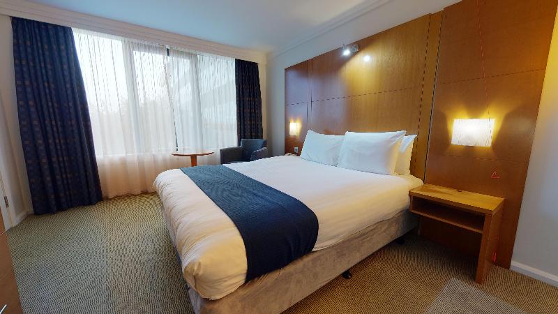 Holiday Inn Milton Keynes image