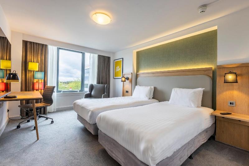 Holiday Inn Milton Keynes image