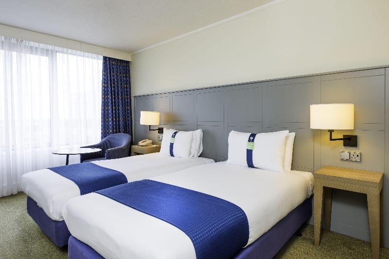 Holiday Inn Milton Keynes image