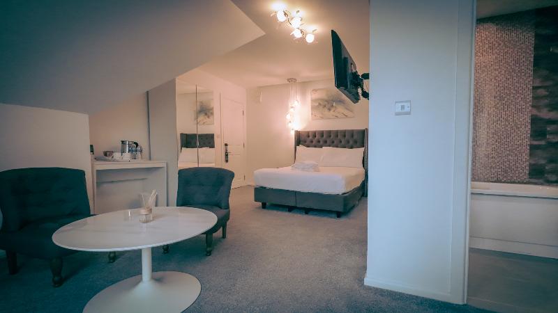 OYO Newquay Beach Hotel image